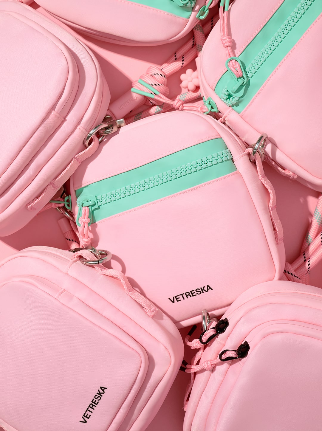 Connect Flora Mini Ware Compact (Pink & Spearmint Twist)