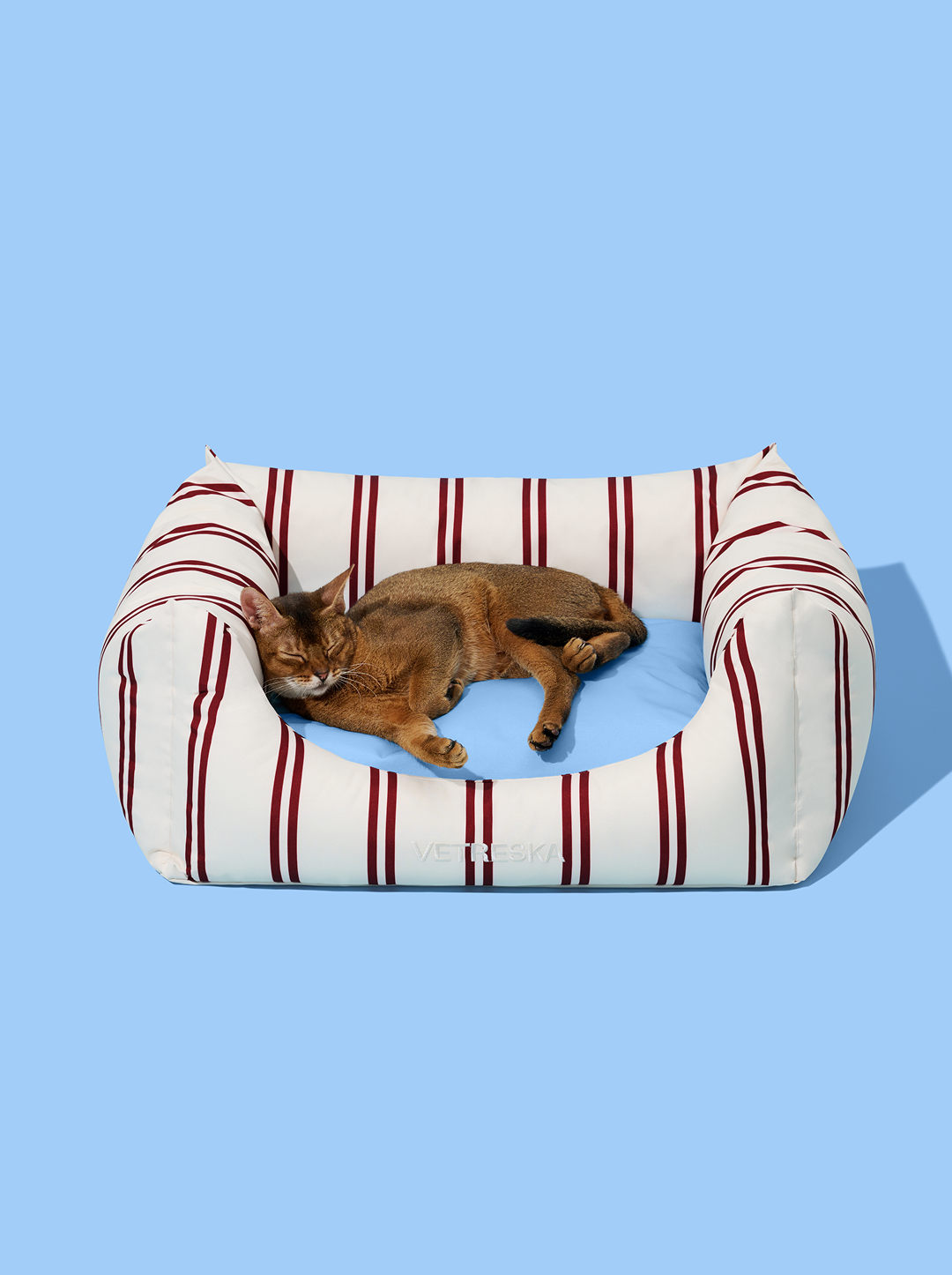 Vetreska Mist And Merlot Pet Sofa - Cream & Stripes