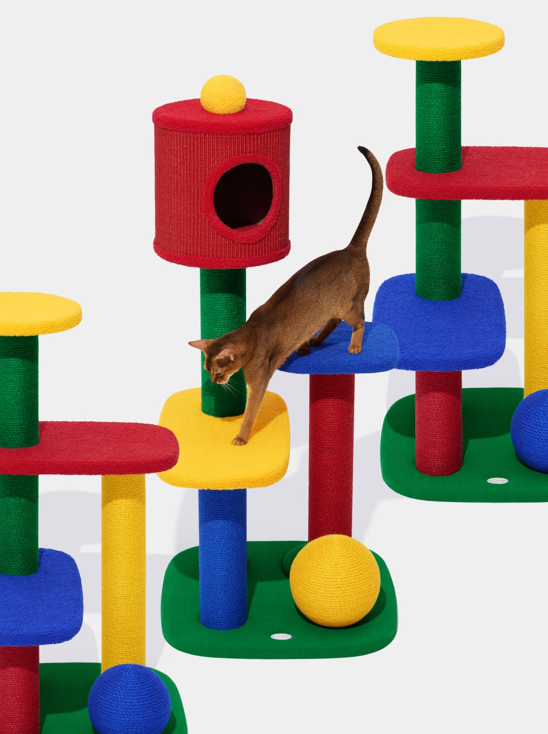 Chroma Cat Climber (Enclosed Top)