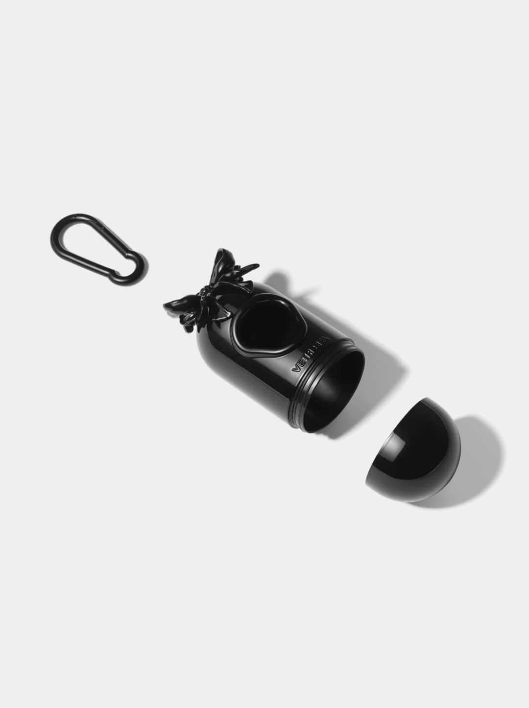 Bow De Noir Pet Poop Bags & Dispenser (1 Dispenser + 1 Roll)