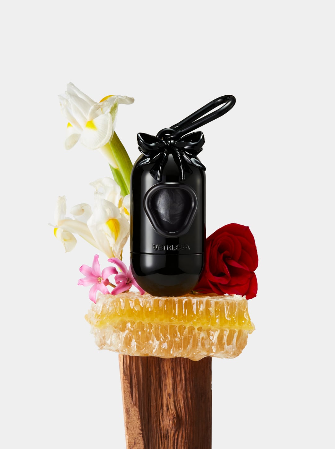 Bow De Noir Pet Poop Bags & Dispenser (1 Dispenser + 1 Roll)